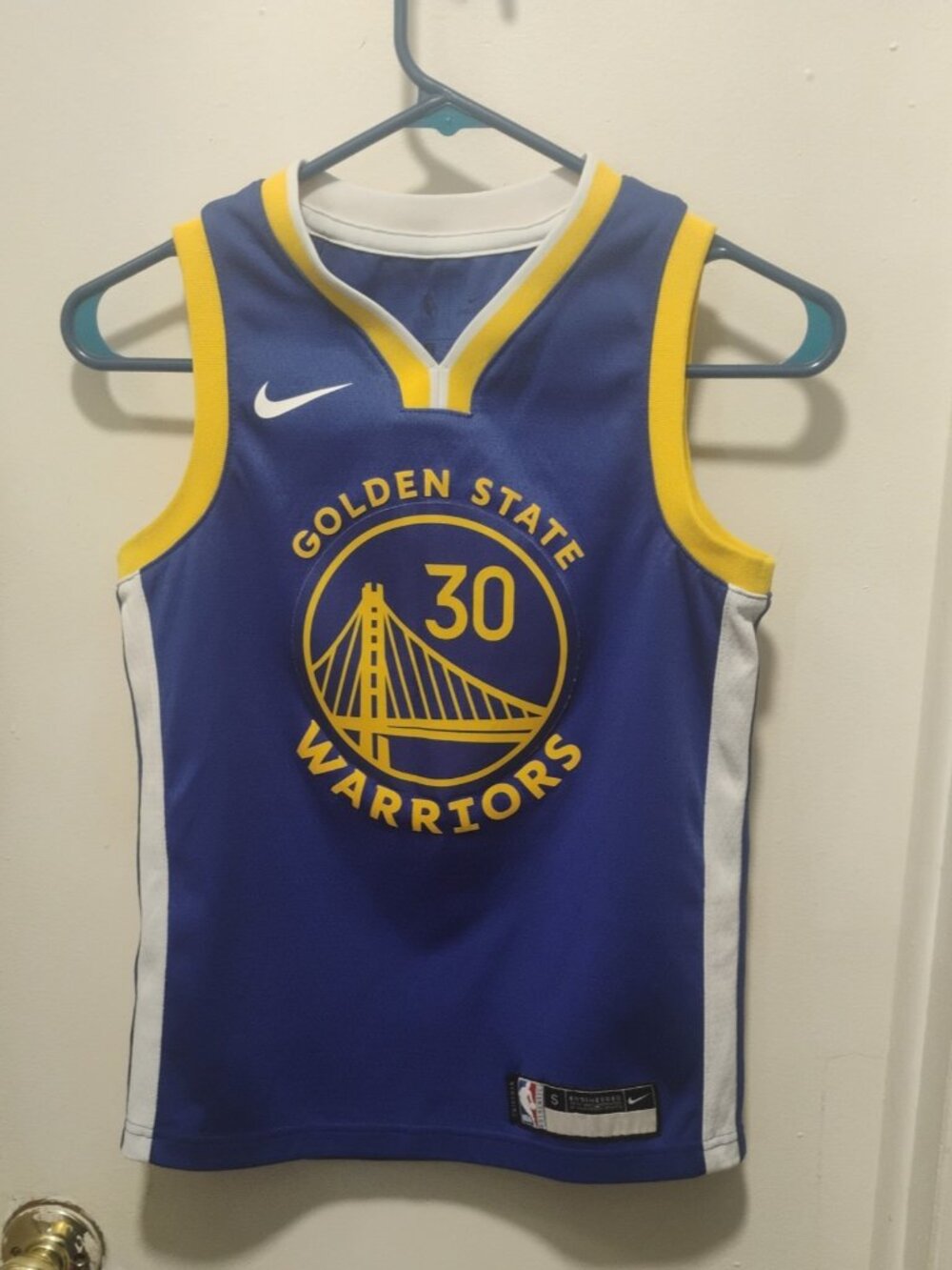 Nike Golden State Warriors Stephen Curry  # 30 Jersey Dri Fit  kids  Size S (CH)